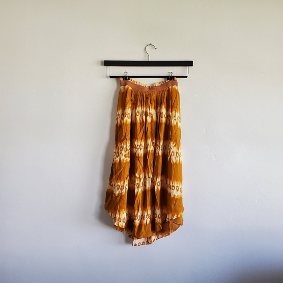 H&M Dresses & Skirts - H&M | Mustard Yellow Skirt